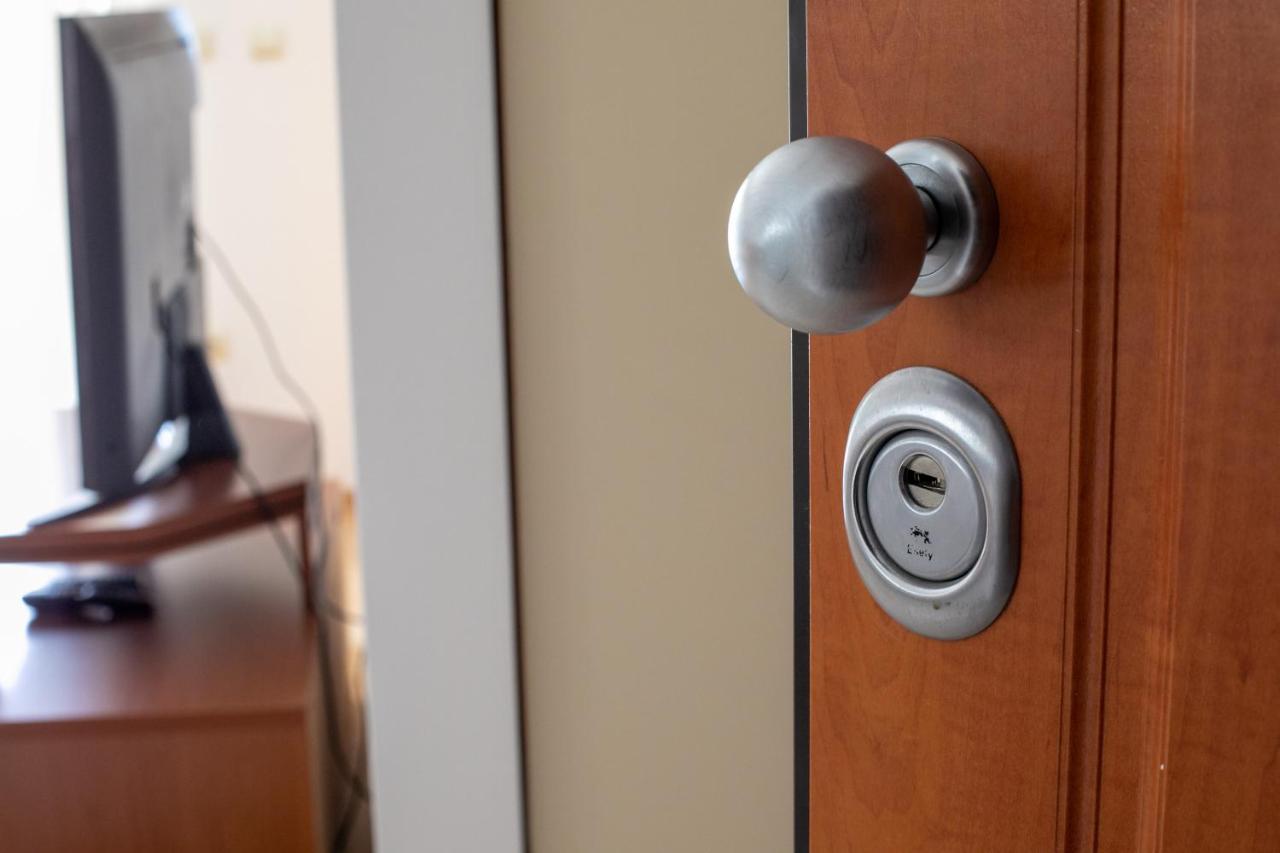 מאקרסקה Apartman Mar18 מראה חיצוני תמונה